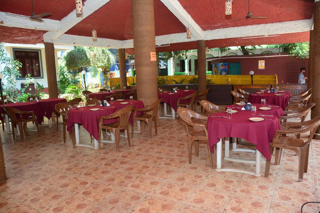 Colonia De Braganza Resorts Калангут Екстер'єр фото